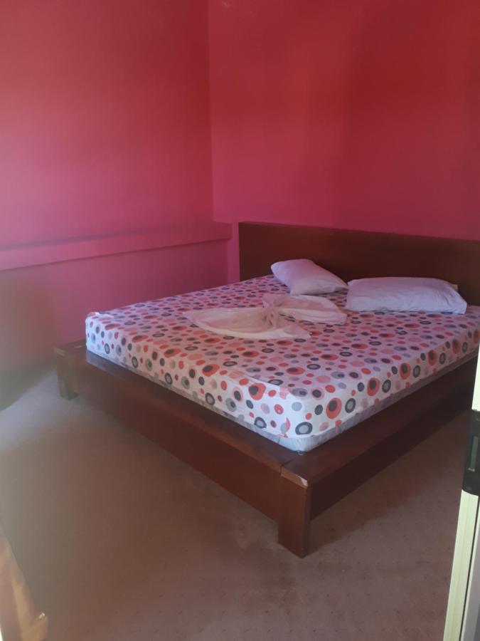 Hotel Meteor New Shtoj Εξωτερικό φωτογραφία