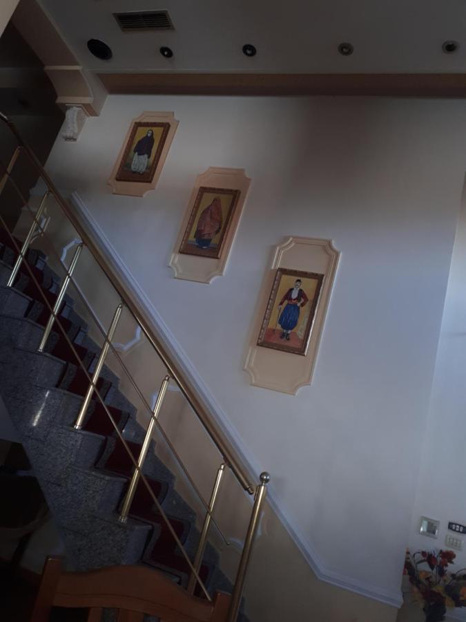 Hotel Meteor New Shtoj Εξωτερικό φωτογραφία