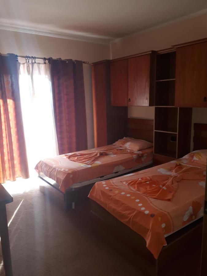 Hotel Meteor New Shtoj Εξωτερικό φωτογραφία