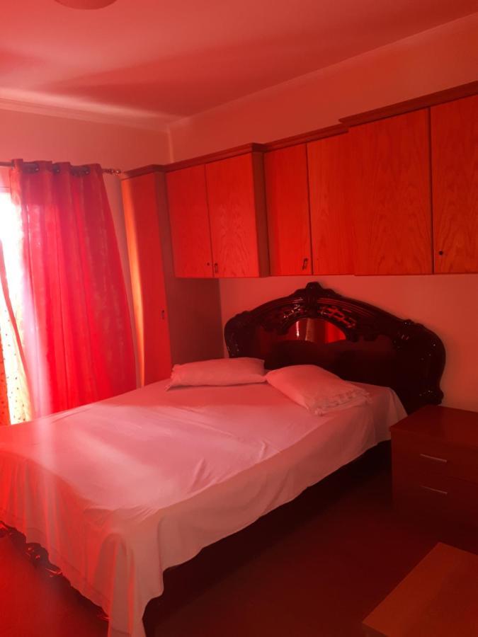 Hotel Meteor New Shtoj Εξωτερικό φωτογραφία