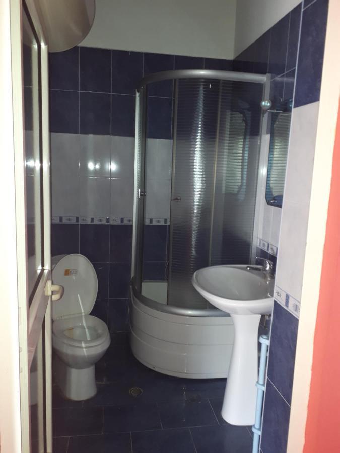 Hotel Meteor New Shtoj Εξωτερικό φωτογραφία