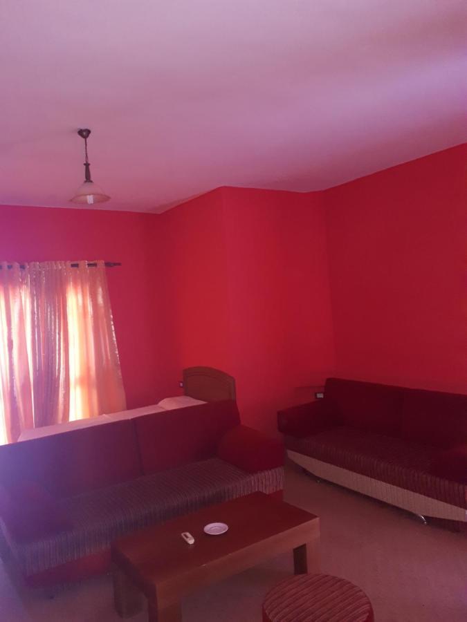 Hotel Meteor New Shtoj Εξωτερικό φωτογραφία